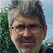 Spécialiste web et image (photo-cinéma) je suis disponible pour faire progresser vos connaissances...